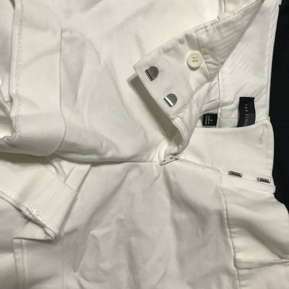 The Limited Shorts - Picture 1 of 1